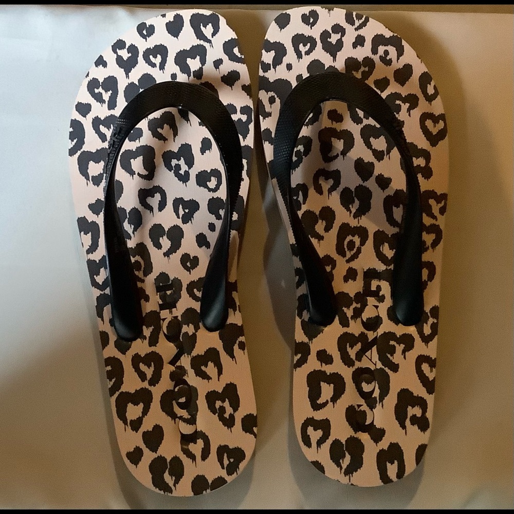 Coach flip flops